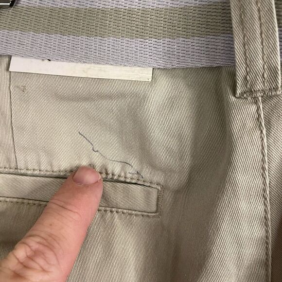 Islandia Designed in Paradise Cargo Men's NWT 30 Shorts With Belt Tan - Picture 6 of 9